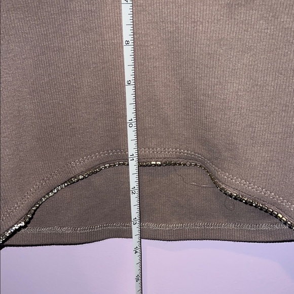 Garage Casual‎ Tan Crop Top w/ bling embellishment Size small - Picture 9 of 10